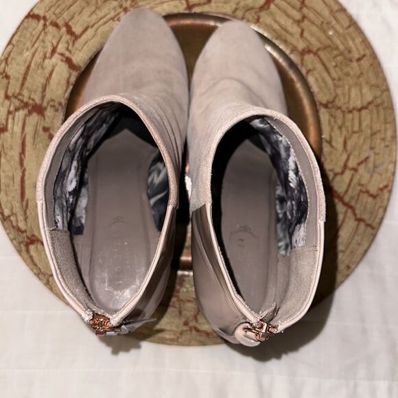 Ted Baker 10.5 41 Lorca 3 Contrast Suede Leather Mink Pink Stacked Heel Booties - Picture 11 of 11